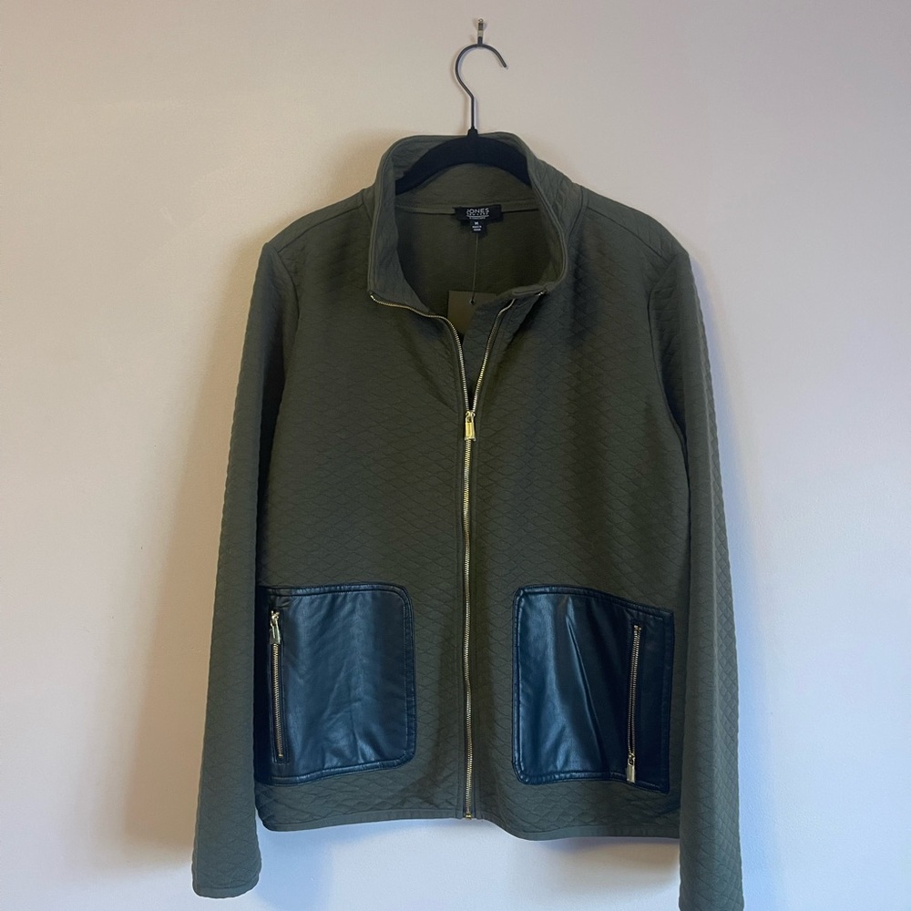 Jones New York Quilted Jacket | Size M